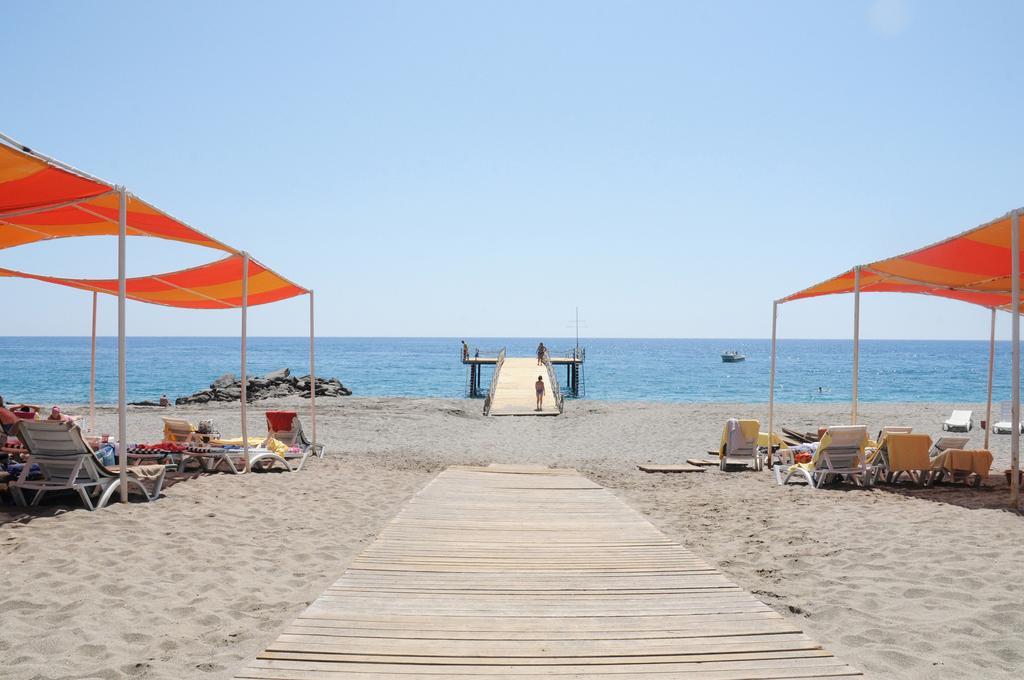 Goldcity Hotel Alanya Esterno foto